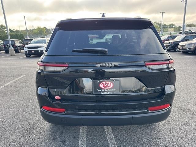 new 2025 Jeep Grand Cherokee car, priced at $47,688