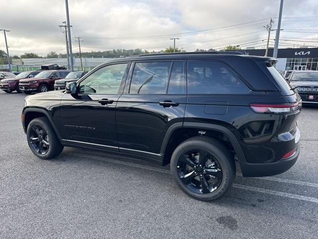 new 2025 Jeep Grand Cherokee car, priced at $47,688