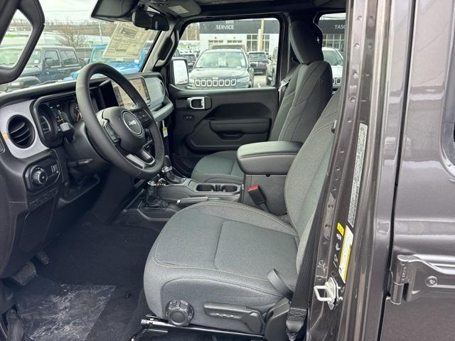 new 2025 Jeep Wrangler car, priced at $51,901