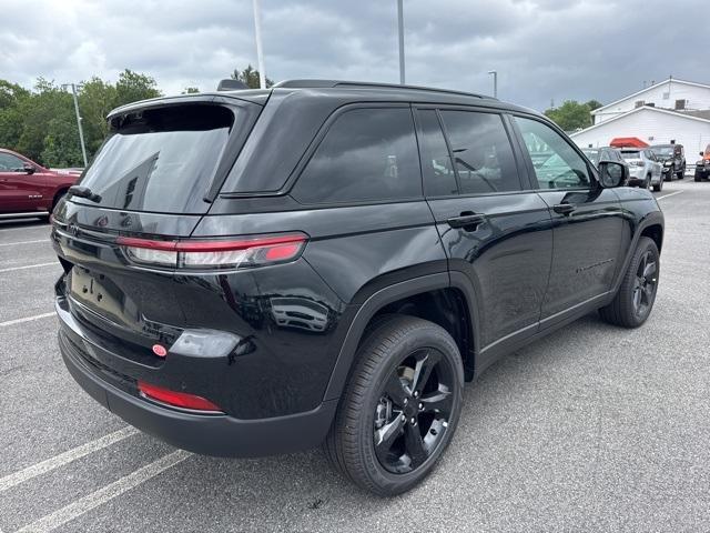 new 2025 Jeep Grand Cherokee car, priced at $52,046