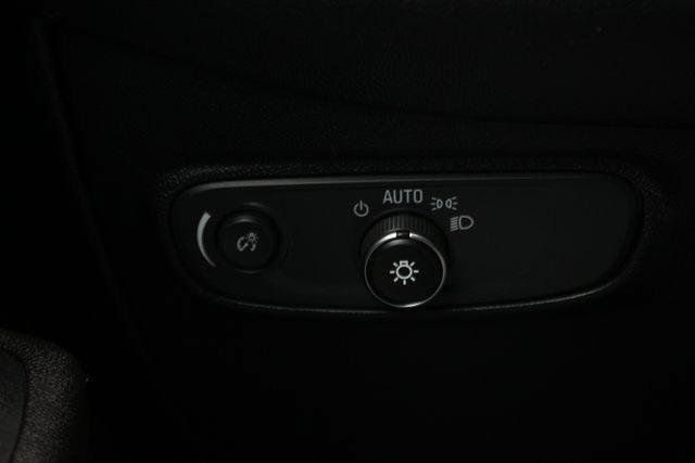 used 2018 Chevrolet Equinox car, priced at $13,899