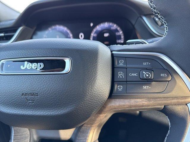 new 2025 Jeep Grand Cherokee car, priced at $51,035