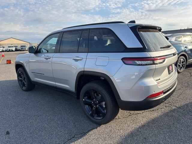 new 2025 Jeep Grand Cherokee car, priced at $51,035