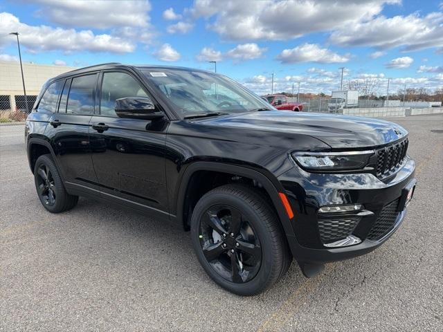 new 2025 Jeep Grand Cherokee car, priced at $49,833