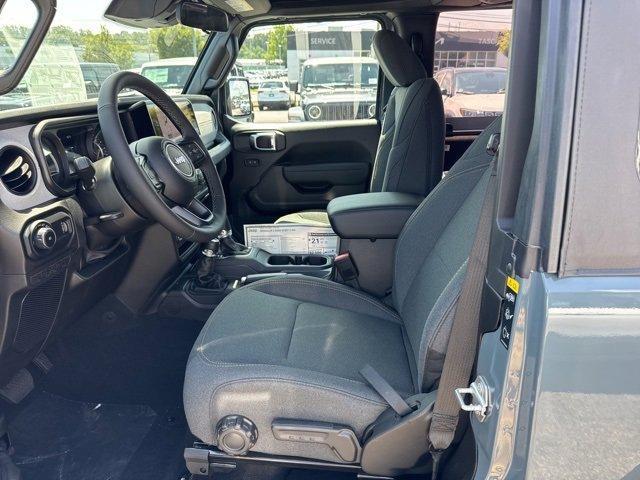 new 2025 Jeep Wrangler car, priced at $41,900