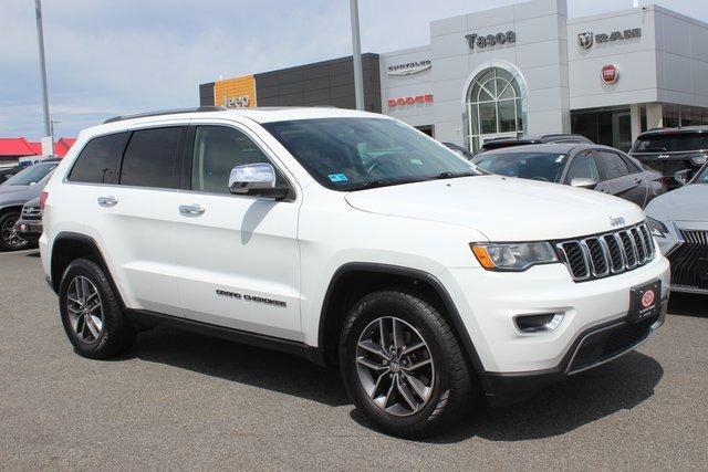 used 2017 Jeep Grand Cherokee car, priced at $14,000