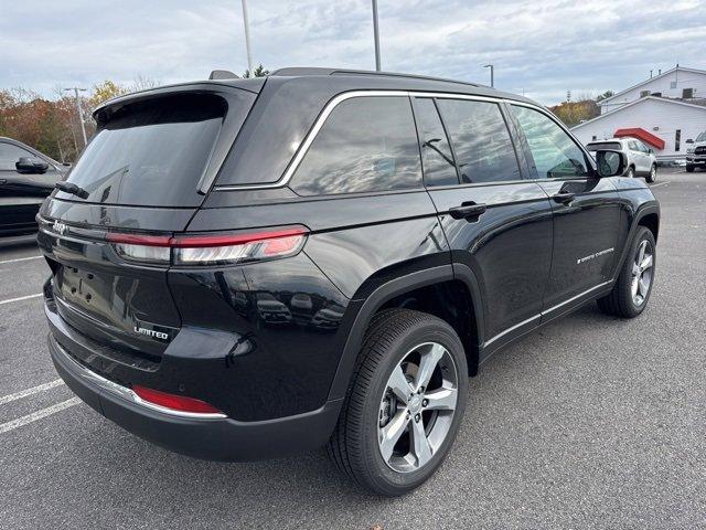 new 2025 Jeep Grand Cherokee car, priced at $50,935