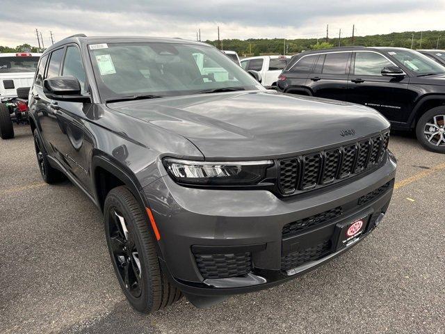 new 2024 Jeep Grand Cherokee L car, priced at $46,306