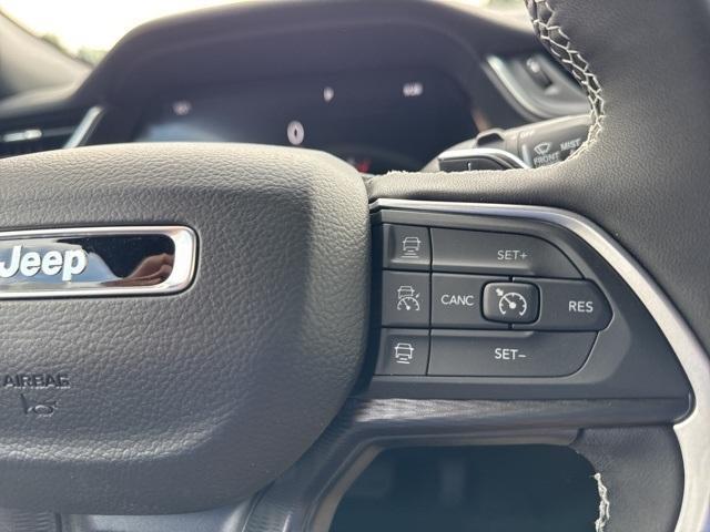 new 2025 Jeep Grand Cherokee L car, priced at $46,217