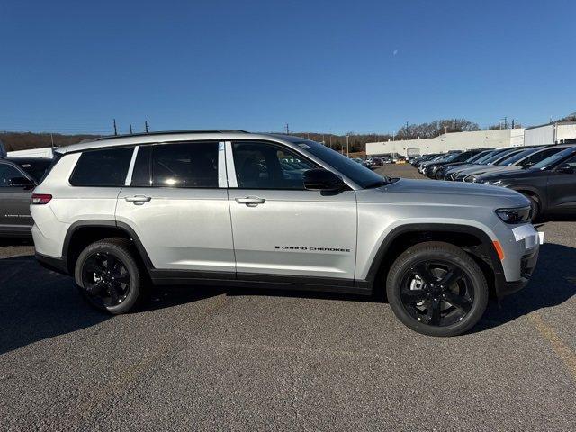 new 2025 Jeep Grand Cherokee L car, priced at $54,130