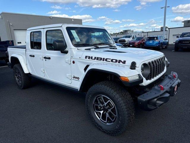 new 2024 Jeep Gladiator car, priced at $60,040