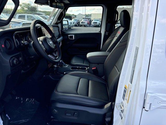 new 2024 Jeep Gladiator car, priced at $60,040