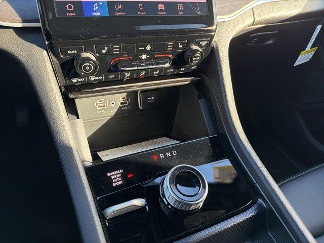 new 2025 Jeep Grand Cherokee L car, priced at $52,784