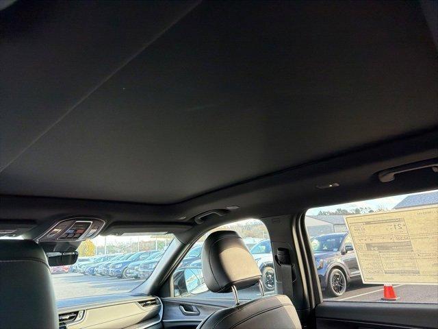 new 2025 Jeep Grand Cherokee L car, priced at $52,784