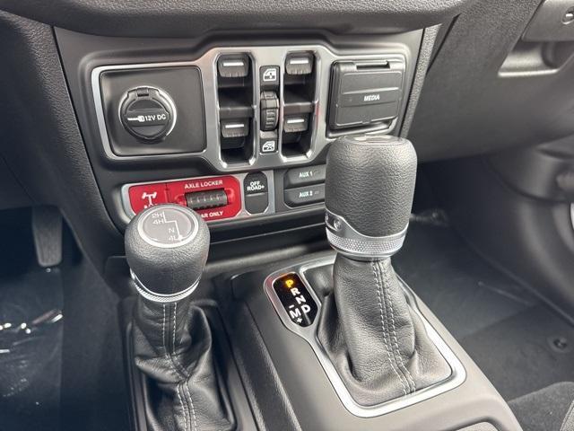 new 2025 Jeep Wrangler car, priced at $51,690
