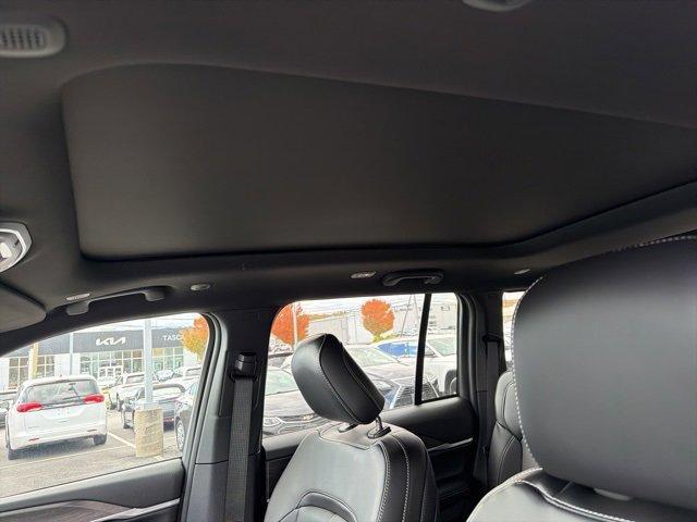 new 2025 Jeep Grand Cherokee car, priced at $47,380