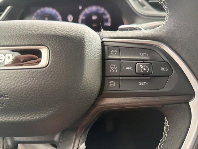 new 2025 Jeep Grand Cherokee car, priced at $47,380