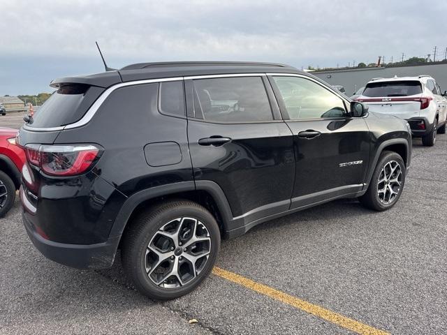 new 2025 Jeep Compass car, priced at $33,435