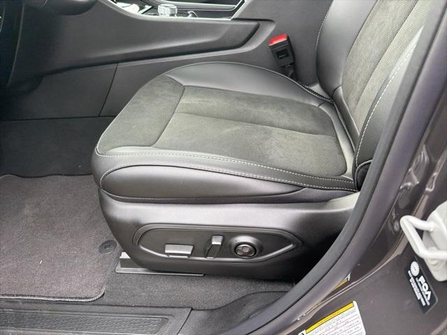 new 2025 Jeep Grand Cherokee car, priced at $43,958