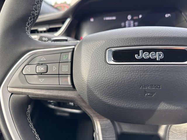 new 2025 Jeep Grand Cherokee car, priced at $51,035