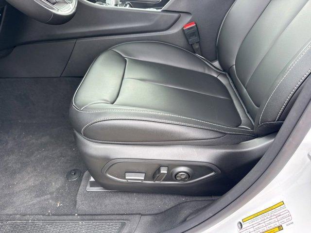 new 2025 Jeep Grand Cherokee car, priced at $46,601