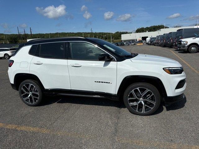 new 2024 Jeep Compass car, priced at $36,015