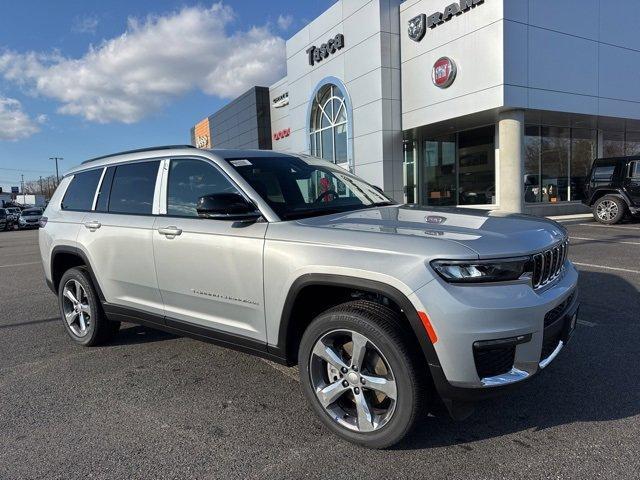 new 2025 Jeep Grand Cherokee L car, priced at $52,035