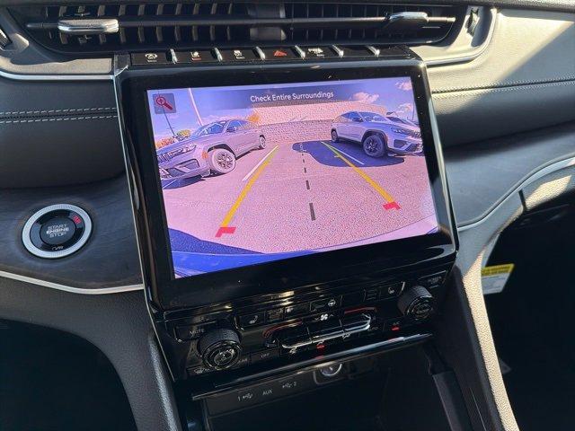 new 2025 Jeep Grand Cherokee car, priced at $49,833