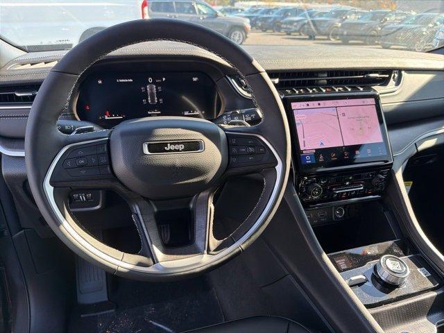 new 2025 Jeep Grand Cherokee car, priced at $49,833