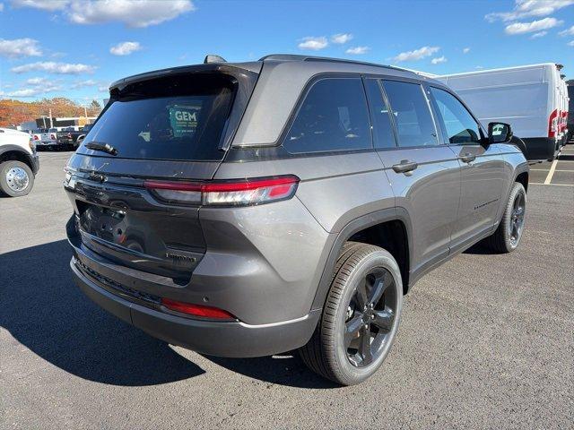 new 2025 Jeep Grand Cherokee car, priced at $49,833