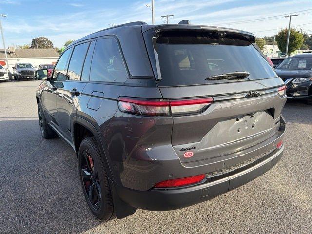 new 2025 Jeep Grand Cherokee car, priced at $55,343