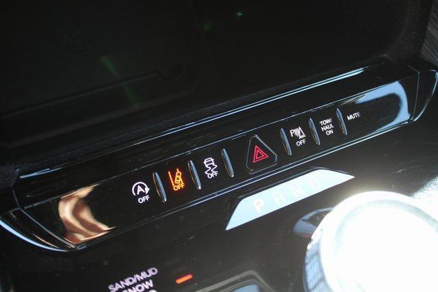 used 2024 Jeep Wagoneer L car, priced at $44,999