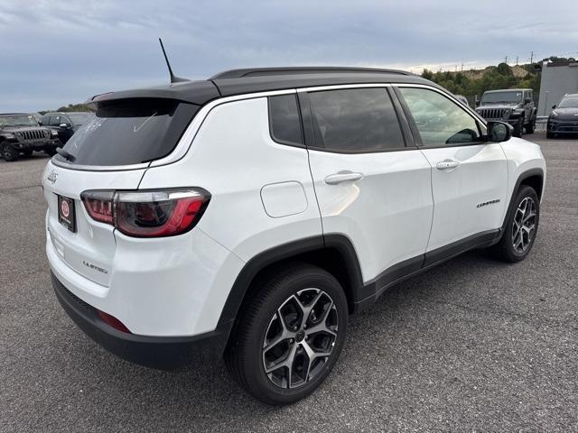 new 2025 Jeep Compass car, priced at $33,040