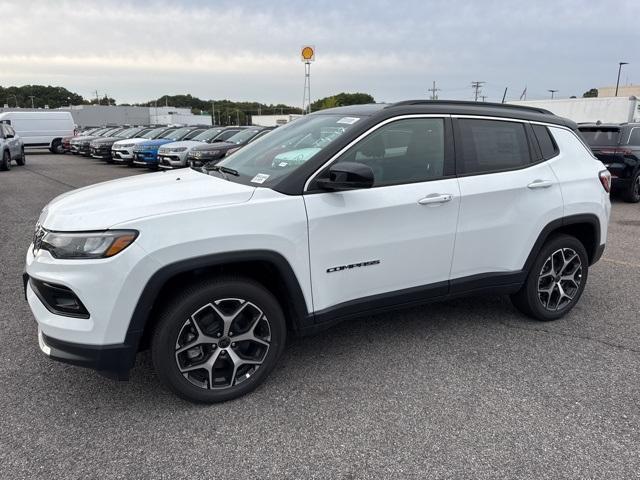 new 2025 Jeep Compass car, priced at $33,040