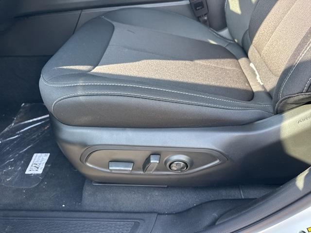 new 2025 Jeep Grand Cherokee car, priced at $43,575