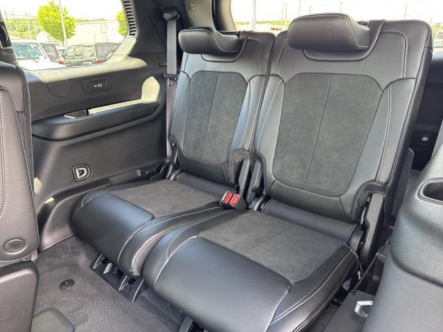 new 2025 Jeep Grand Cherokee L car, priced at $45,622