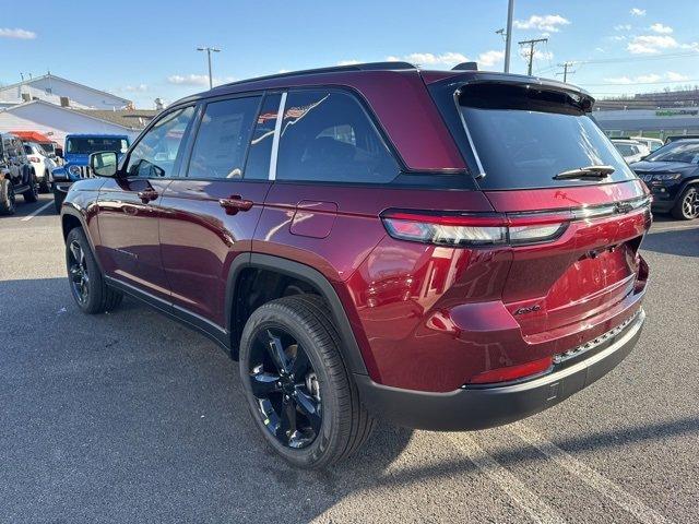 new 2025 Jeep Grand Cherokee car, priced at $50,035