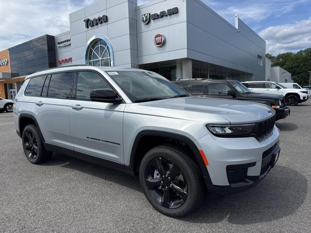 new 2025 Jeep Grand Cherokee L car, priced at $46,217