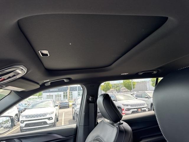 new 2025 Jeep Grand Cherokee L car, priced at $46,217
