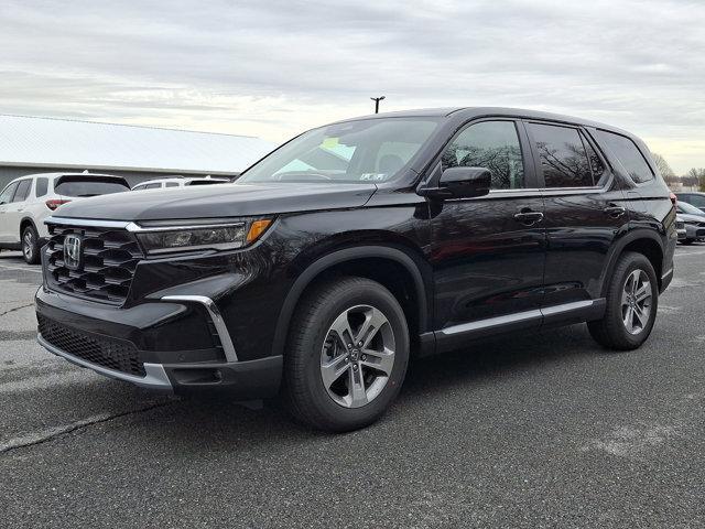 new 2025 Honda Pilot car, priced at $46,995