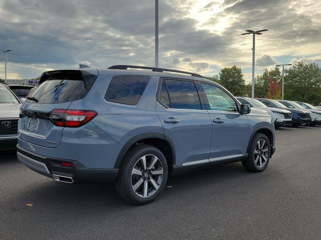 new 2025 Honda Pilot car, priced at $51,450