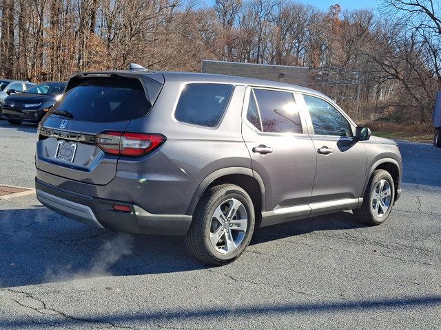 new 2025 Honda Pilot car, priced at $46,995