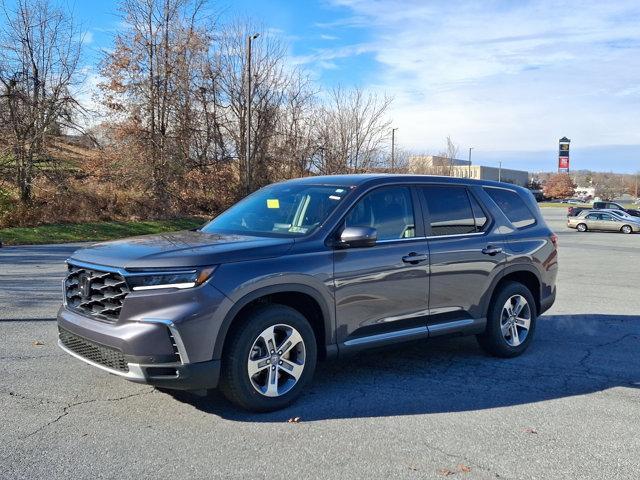 new 2025 Honda Pilot car, priced at $46,995