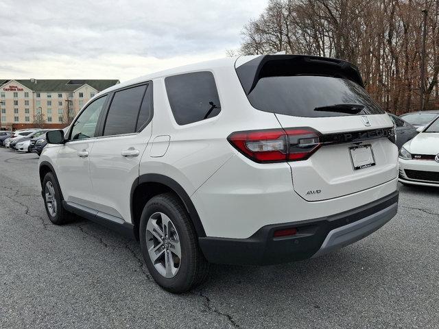 new 2025 Honda Pilot car, priced at $47,450