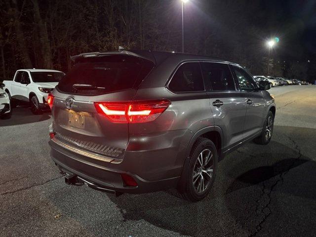 used 2018 Toyota Highlander car, priced at $21,500