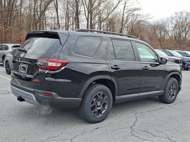 new 2025 Honda Pilot car, priced at $50,795