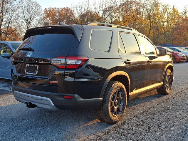 new 2025 Honda Pilot car, priced at $50,795