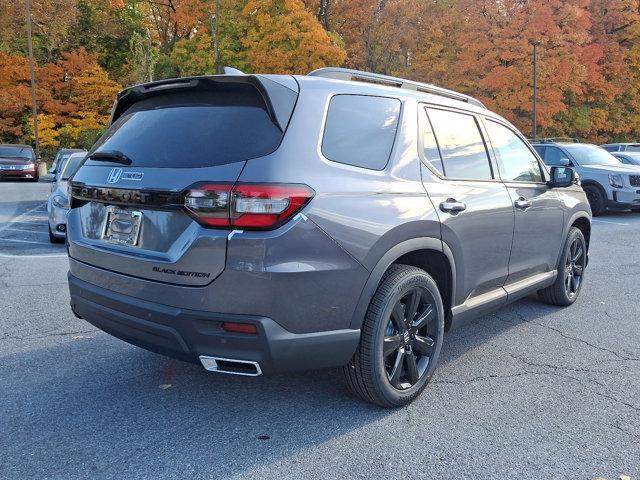 new 2025 Honda Pilot car, priced at $55,975