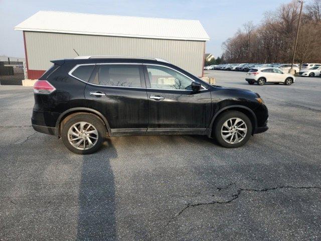 used 2015 Nissan Rogue car, priced at $11,500