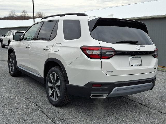 new 2025 Honda Pilot car, priced at $51,450